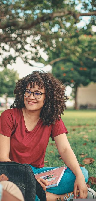 Étudiants qui discutent